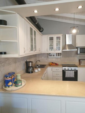 casa tranquila for 6 near Gaios